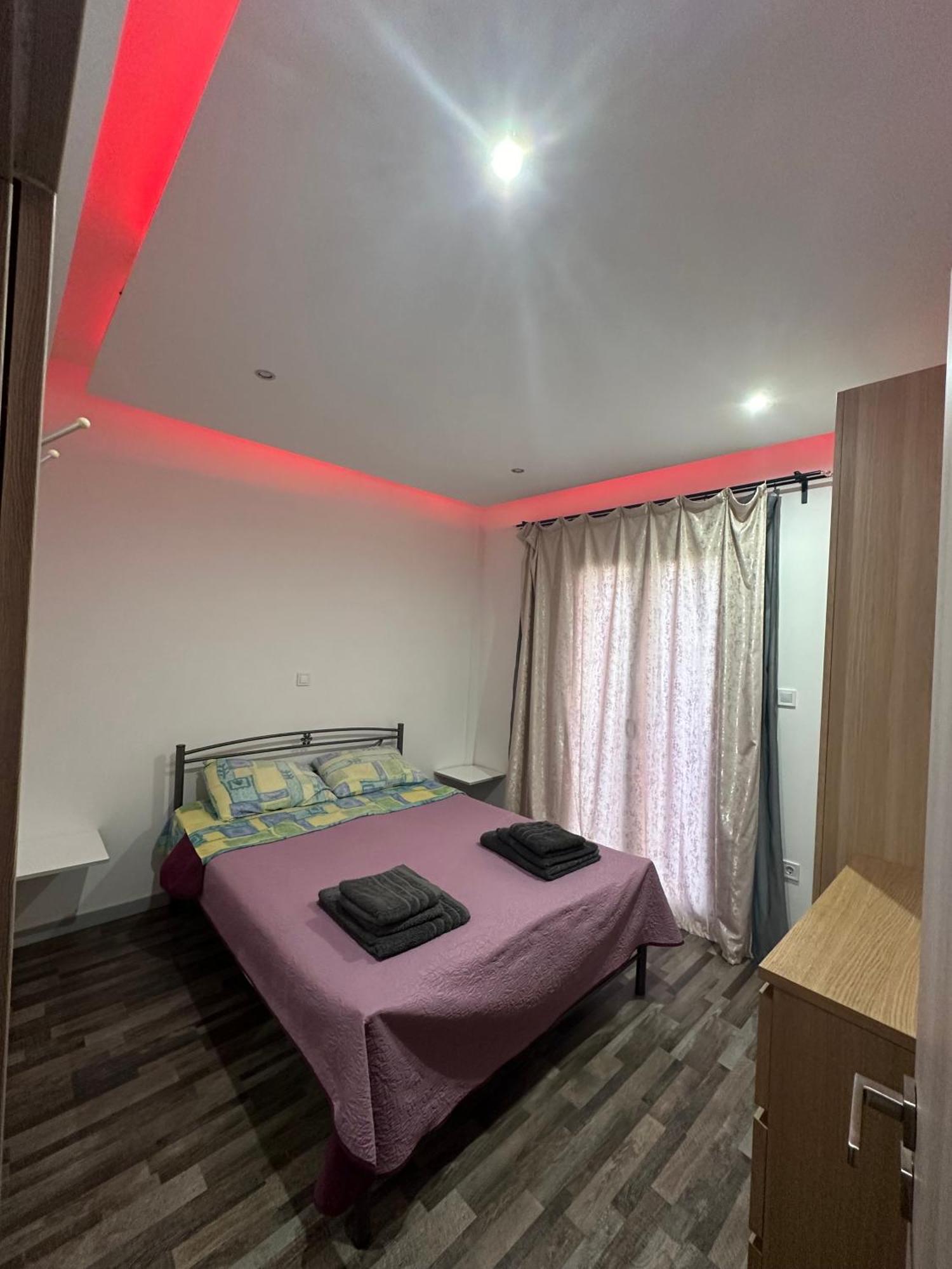 Apartment Center Piraeus Location Kastella Passalimani Port Exteriér fotografie